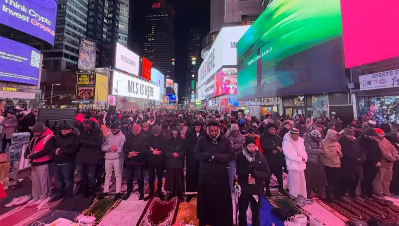 New York Times Meydanı'nda Teravih Namazı: Kültürel Bir Buluşma