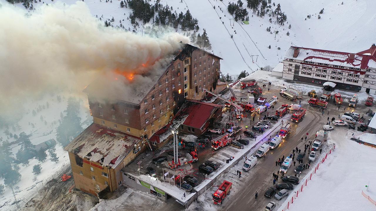 Bolu'da otel yangınında can kaybı arttı