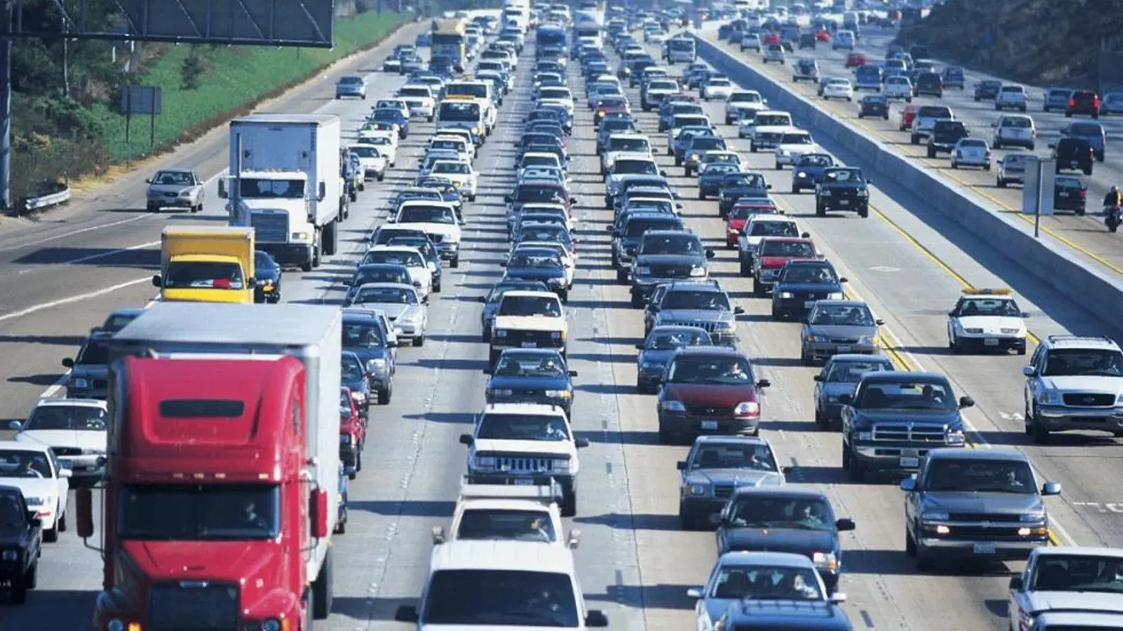 Sürücüler Dikkat: 2025’te Araç ve Trafik Vergilerine Büyük Zam Geliyor!