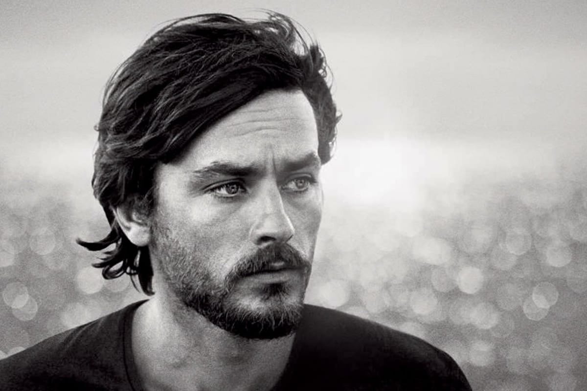 Ünlü oyuncu Alain Delon yaşamını yitirdi