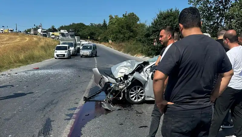 İstanbul’da Kalp Krizi Geçiren Sürücü Otobüse Çarptı: Korkunç Kaza