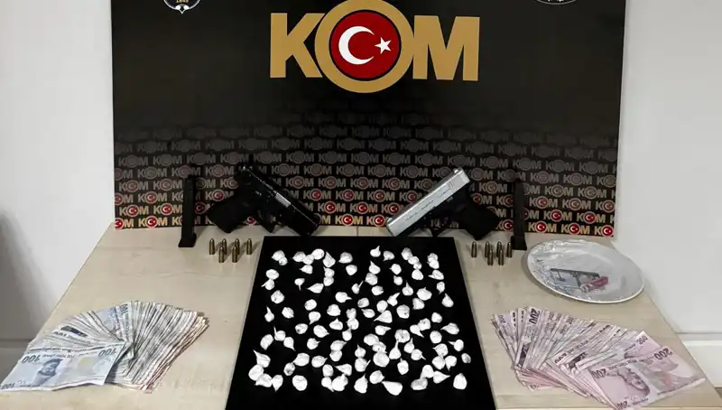 Çeşme'de Silahlı Saldırı Açıklığa Kavuşuyor: 3 Kişi Gözaltında