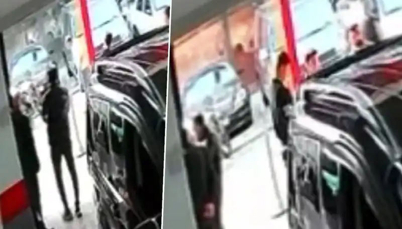 İstanbul'da Galeriye Yapılan Saldırı: El Yapımı Patlayıcı Şok Yarattı