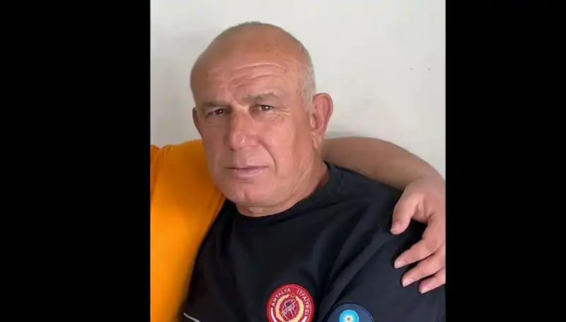 İtfaiyeci, Topladığı Mantarları Yedikten Sonra Hayatını Kaybetti