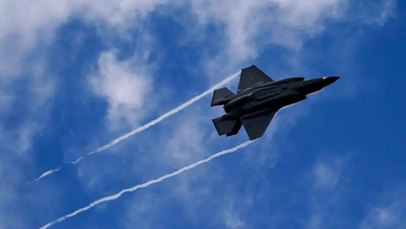 Atina'da Türkiye Endişesi: F-35'ler ve Çok Yönlü Sinyaller