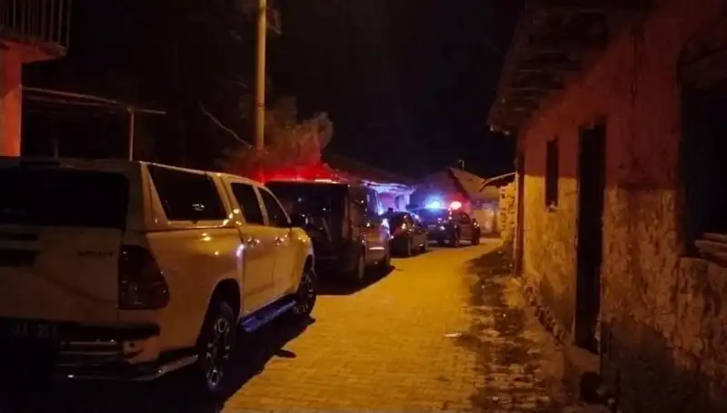Oğlunun Elleriyle Canını Alan Baba, Son Yolculuğuna Uğurlandı
