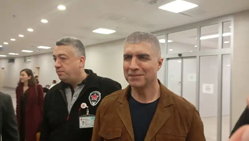 Maliye Bakanlığı'ndan Ünlü Sanatçı Özcan Deniz'e Vergi İncelemesi Şoku