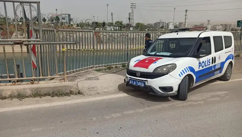 Sulama Kanalında Bulunan Ceset, Korku ve Merak Yarattı
