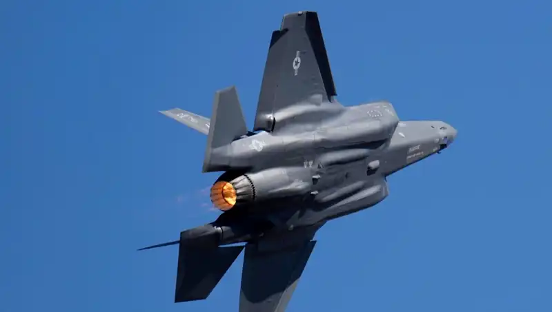 Yeni F-35 savaş uçakları İsrail ordusuna teslim edildi!