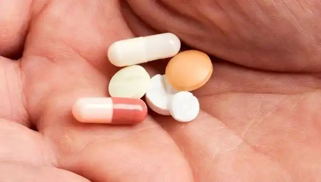 Milyonlarca Kişi Kullanıyor: Reçetesiz İlaçlar Hakkında Bilmeniz Gerekenler