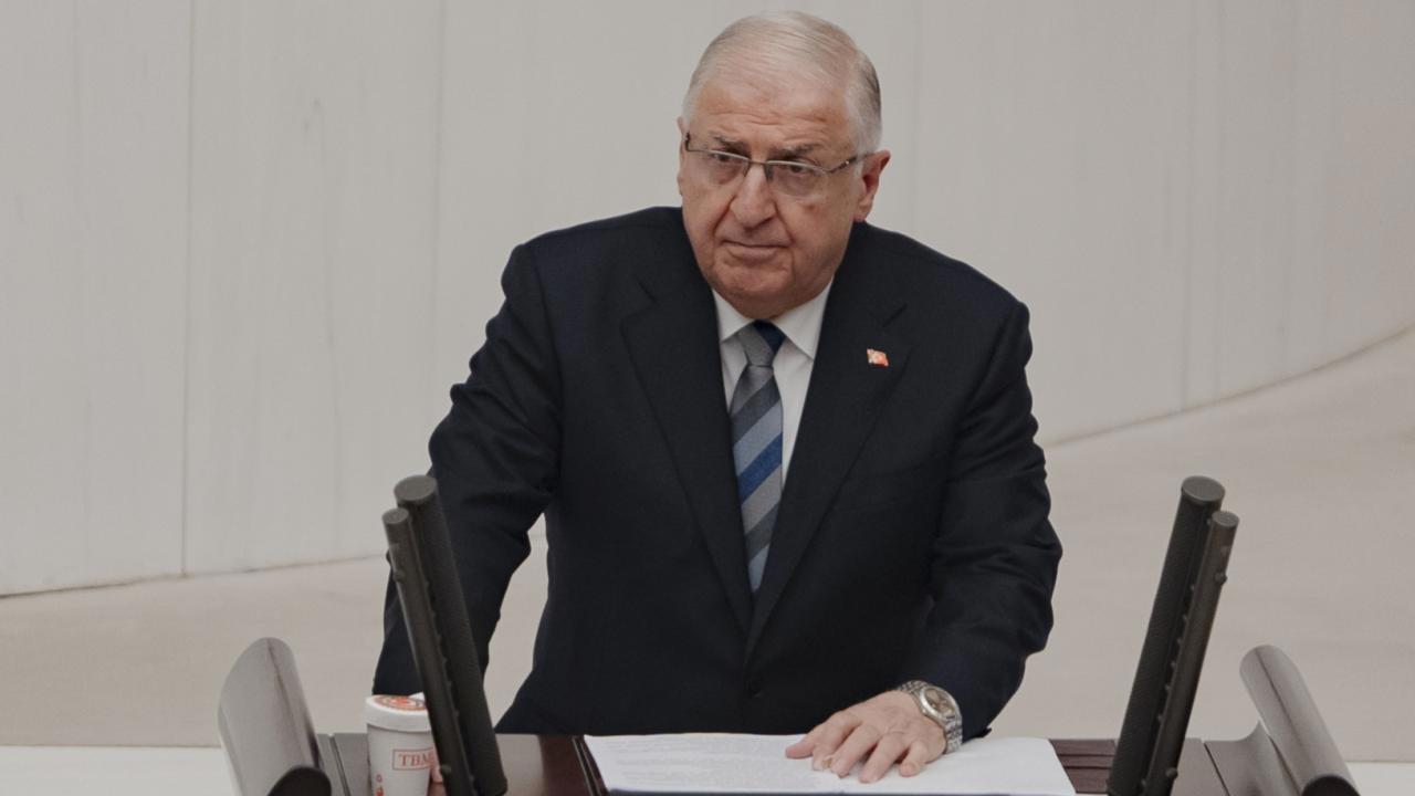 Bakan Güler'den Terör Örgütüne Sert İfade: Sabah Örgütünü Sağlık Müdürlüğünün Koronavirüs İçin 50 Bin Dolarlık İlaç Rüşveti İddiasıyla Sorguya Çekiliş.
