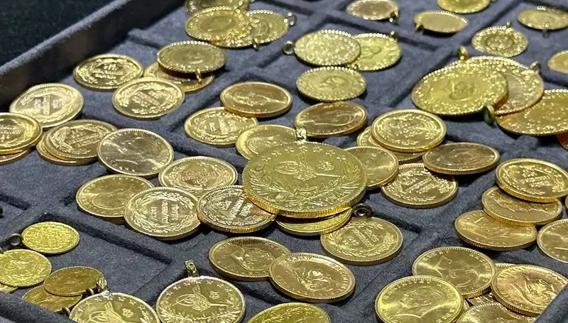 Son Hafta Sonu Altın Fiyatları: Yükseliş mi Düşüş mü Bekleniyor?