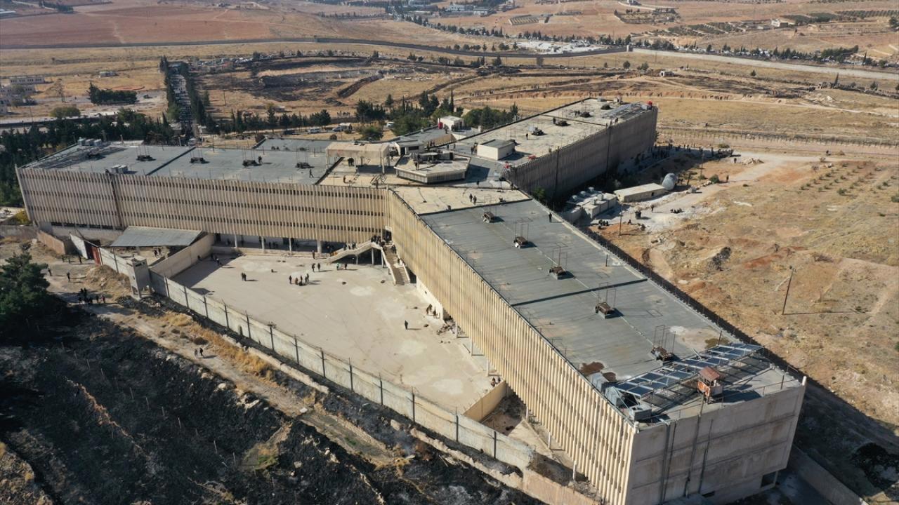 Esedin insan mezbahanesi: Sednaya Hapishanesi