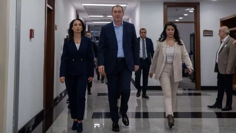 DEM Parti Heyeti, Siyasi Parti Turu ile İttifak Arayışında