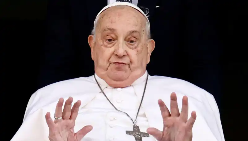 Papa Francis İki Kez Ölümden Döndü: Şaşırtan Açıklama Geldi